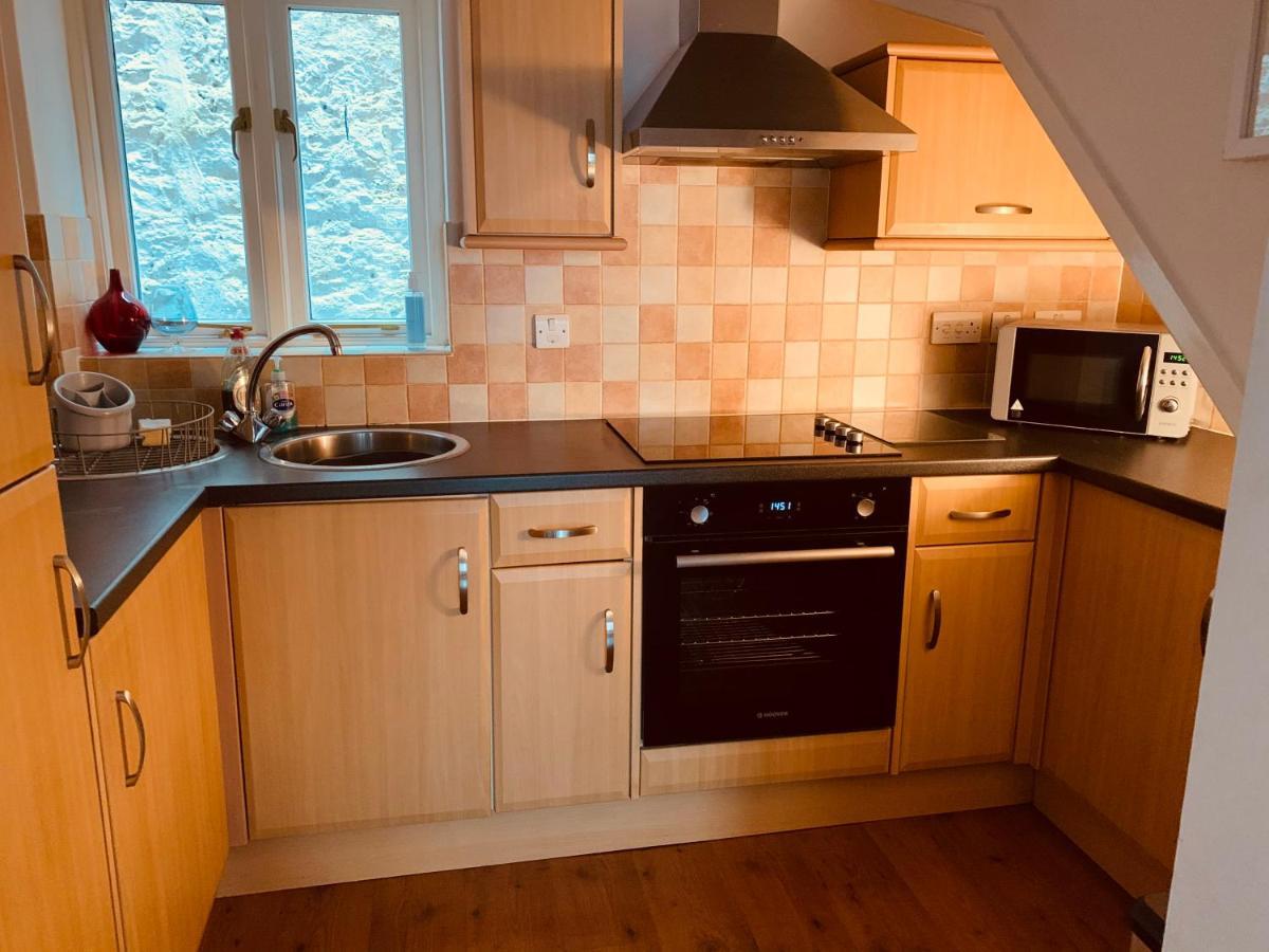 Mitre Court - Plymouth Barbican Apartment ภายนอก รูปภาพ